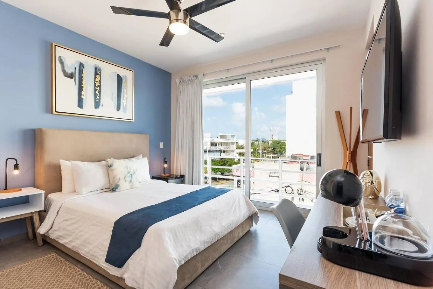 Private Room With Mini Fridge, 200Mb Wifi Playa del Carmen